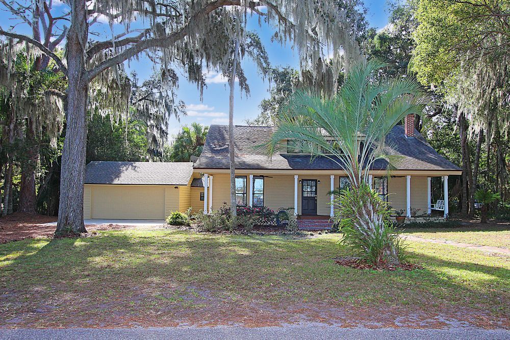 Lake Mary - 4 Bedroom, 2 Bathroom, Lake View and Access- $2,845.00 property image
