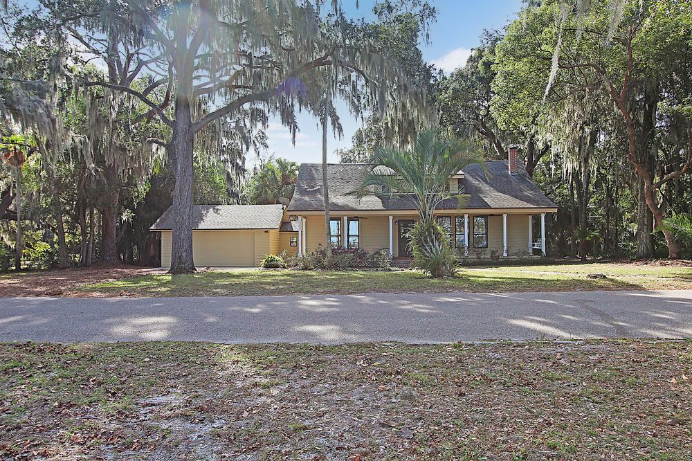 Lake Mary - 4 Bedroom, 2 Bathroom, Lake View and Access- $2,845.00 property image