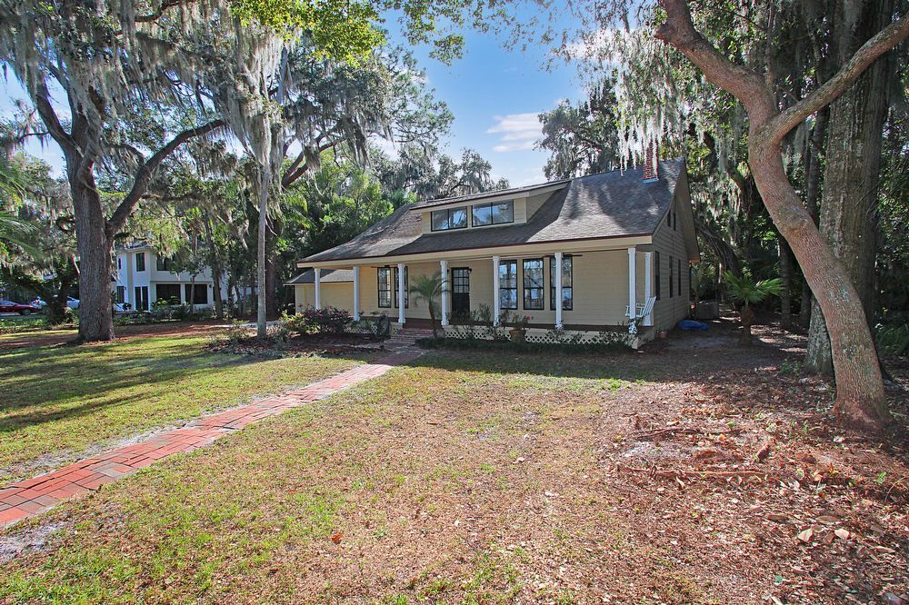 Lake Mary - 4 Bedroom, 2 Bathroom, Lake View and Access- $2,845.00 property image