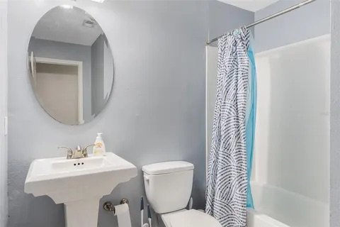 Orlando - 3 Bedrooms, 2 Bathrooms – $1895.00 property image