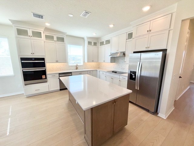 Saint Cloud - 4 Bedroom, 2 Bathroom - $2595.00 property image