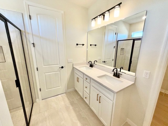 Saint Cloud - 4 Bedroom, 2 Bathroom - $2595.00 property image