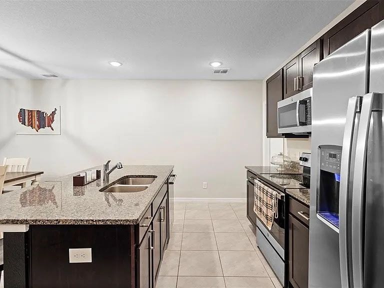 Debary - 3 Bedrooms, 2.5 Bathrooms – $2,395.00 property image