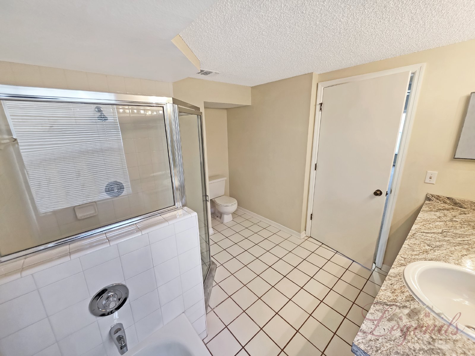 Oviedo - 3 Bedroom, 2.5 Bathroom, Water View - $2,195.00 property image