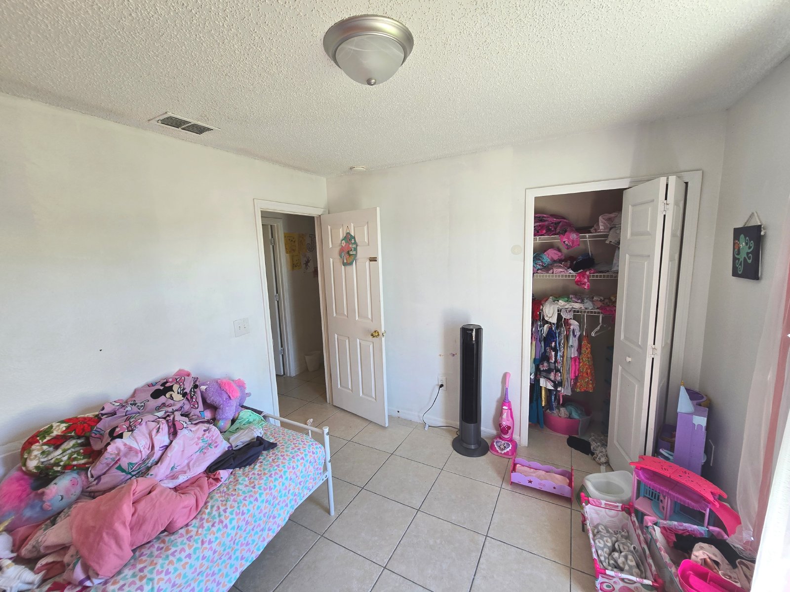 Deltona - 3 Bedrooms, 2 Bathrooms – $1,895.00 property image