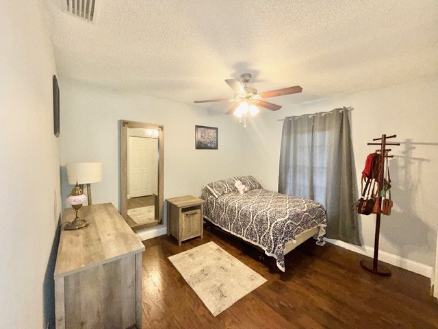 Deltona - 3 Bedroom, 2 Bathroom - 1,995.00 property image