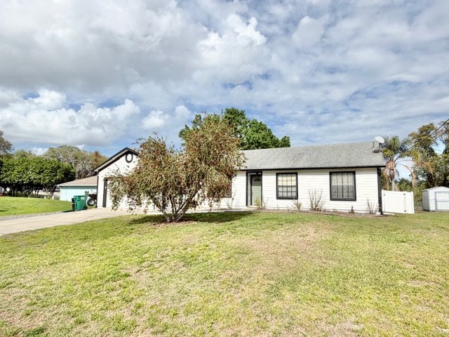 Deltona - 3 Bedroom, 2 Bathroom - POOL HOME - $2,750.00 property image