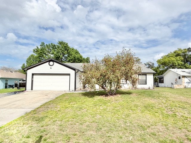 Deltona - 3 Bedroom, 2 Bathroom - POOL HOME - $2,750.00 property image