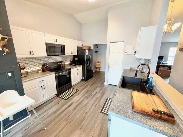 Deltona - 3 Bedroom, 2 Bathroom - POOL HOME - $2,750.00 property image