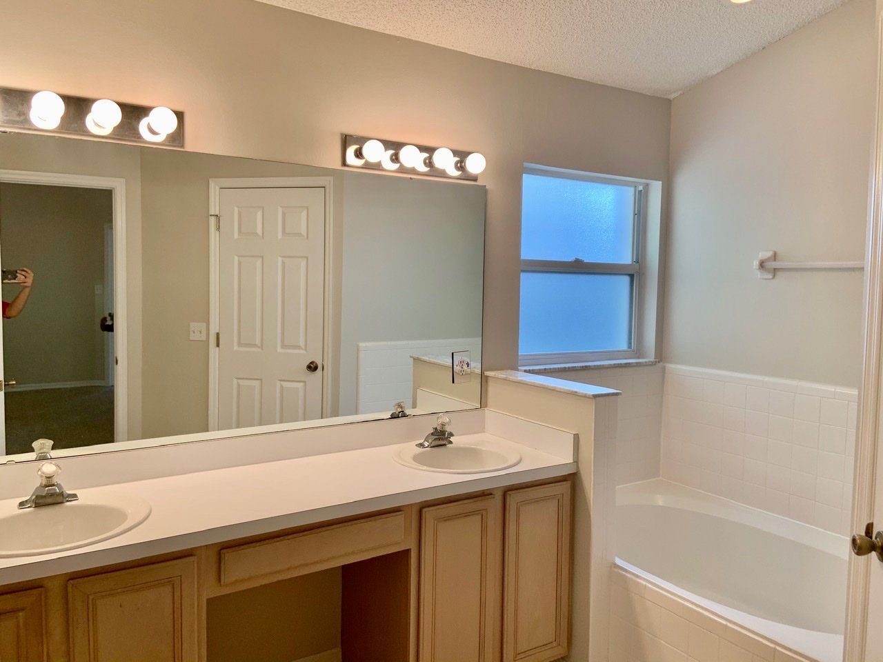 Longwood - 3 Bedroom, 2 Bathroom - $2,325.00 property image