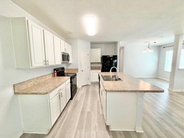 Orlando - 3 Bedrooms, 2.5 Bathrooms – $2,350.00 property image