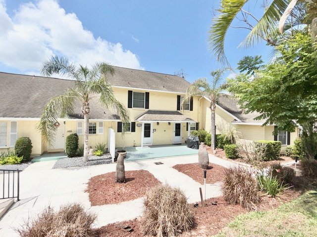 Apopka - 2 Bedroom, 2.5 Bathroom - $1,895.00 property image