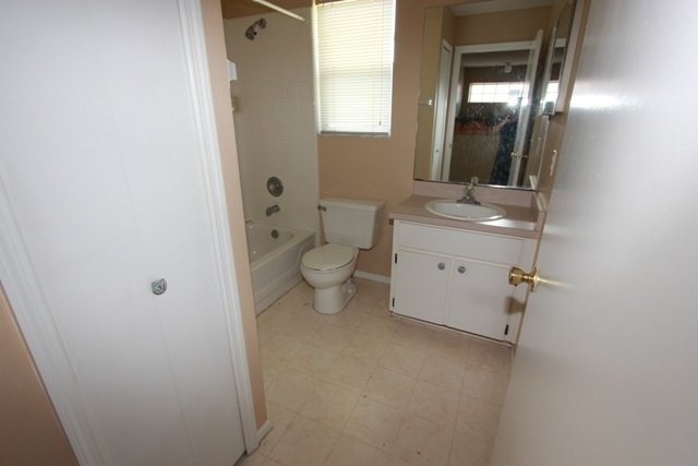 Apopka - 3 Bedroom, 2.5 Bathroom - $1,795.00 property image