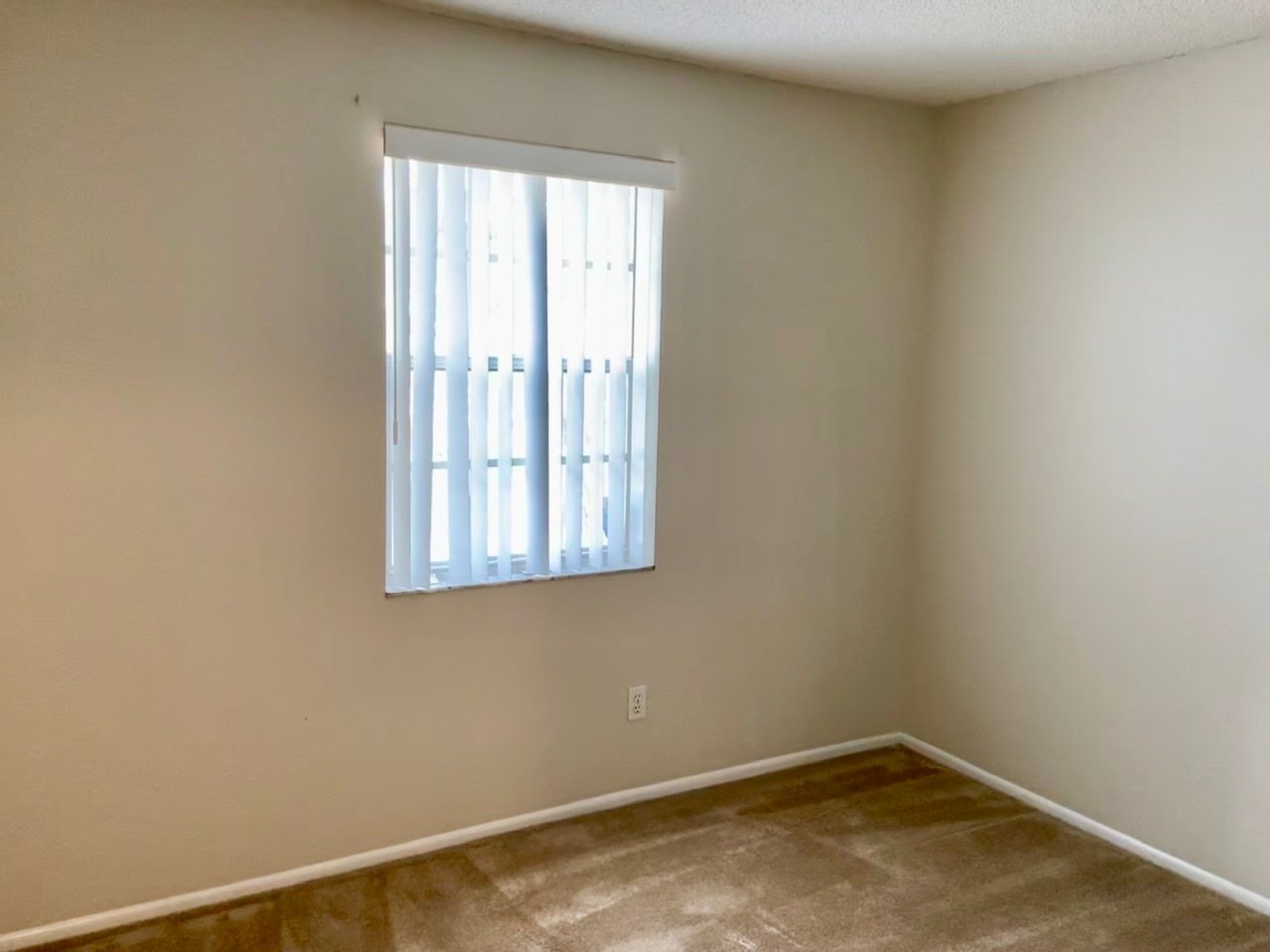 Apopka - 3 Bedroom, 2.5 Bathroom - $1,795.00 property image
