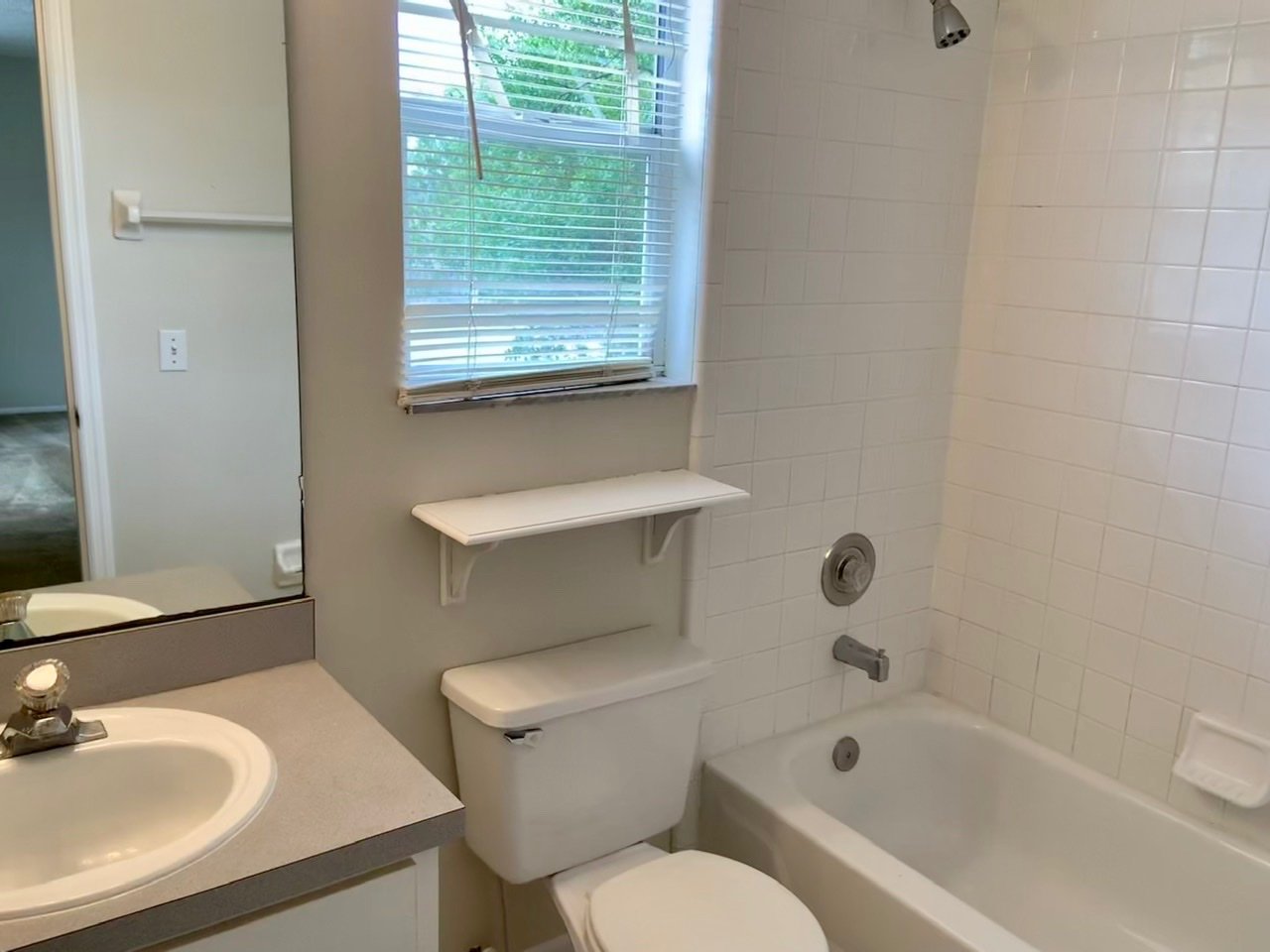 Apopka - 3 Bedroom, 2.5 Bathroom - $1,795.00 property image