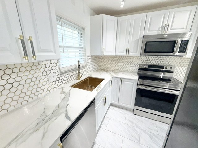 Apopka - 2 Bedroom, 2.5 Bathroom - $1,795.00 property image