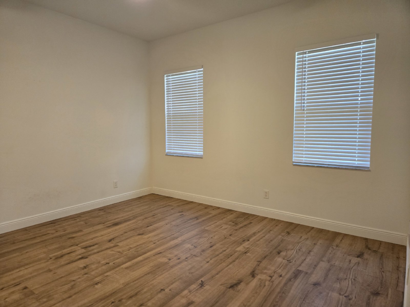 Lake Mary - 3 Bedrooms, 2 Bathrooms - $3,095.00 property image