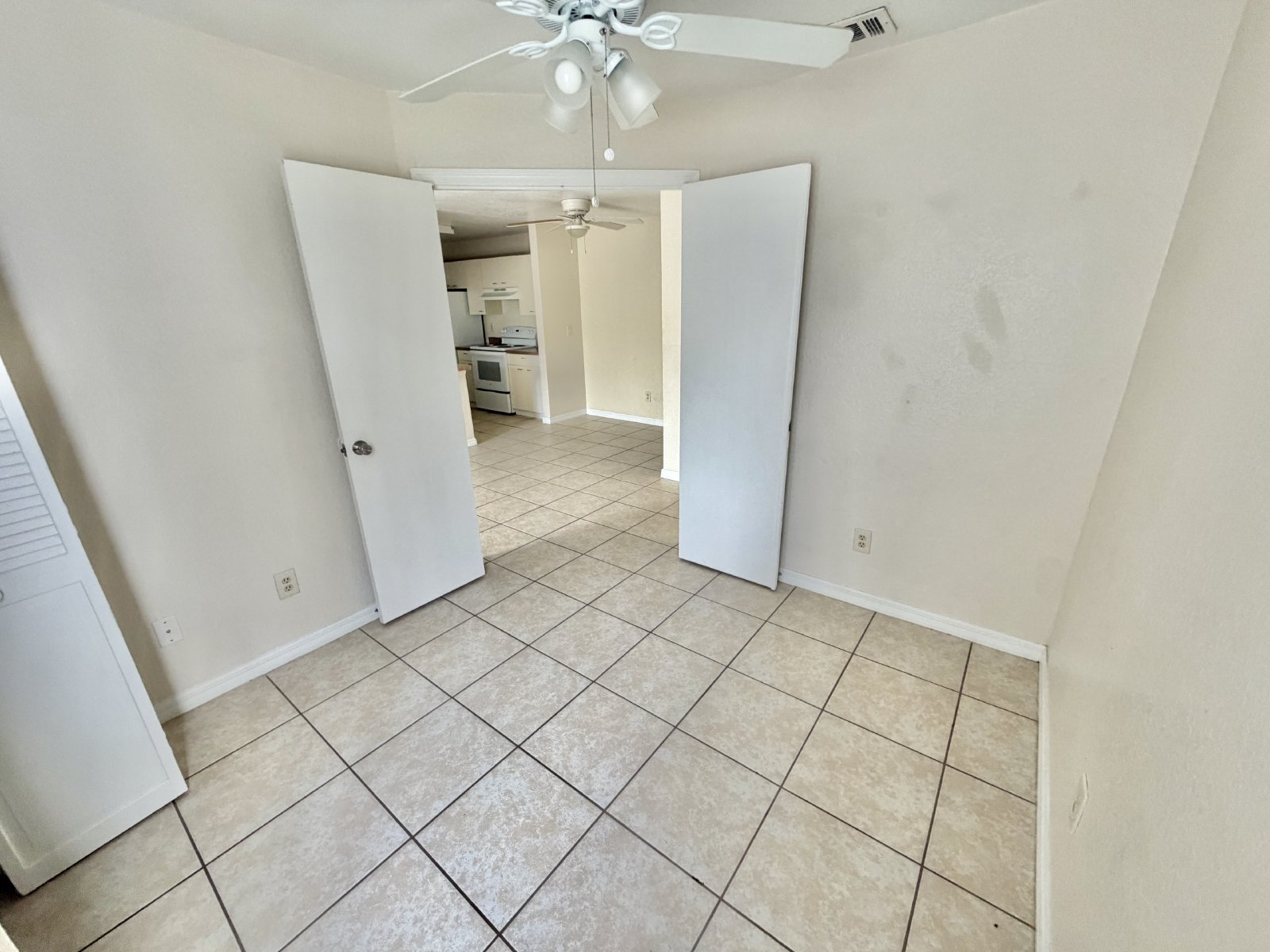 Orlando - 2 Bedroom, 1 Bathroom - $1395.00 property image