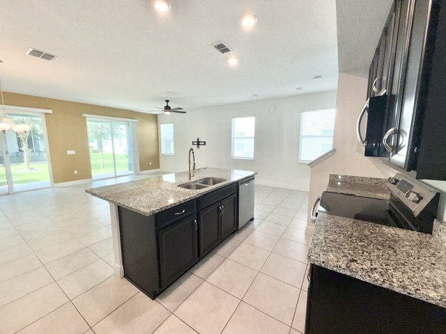 Winter Park - 3 Bedroom, 2.5 Bathroom - $3,395.00 property image