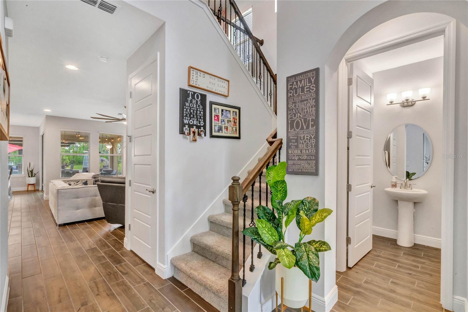 Winter Garden - 5 Bedrooms, 3.5 Bathrooms – $5,200.00 property image