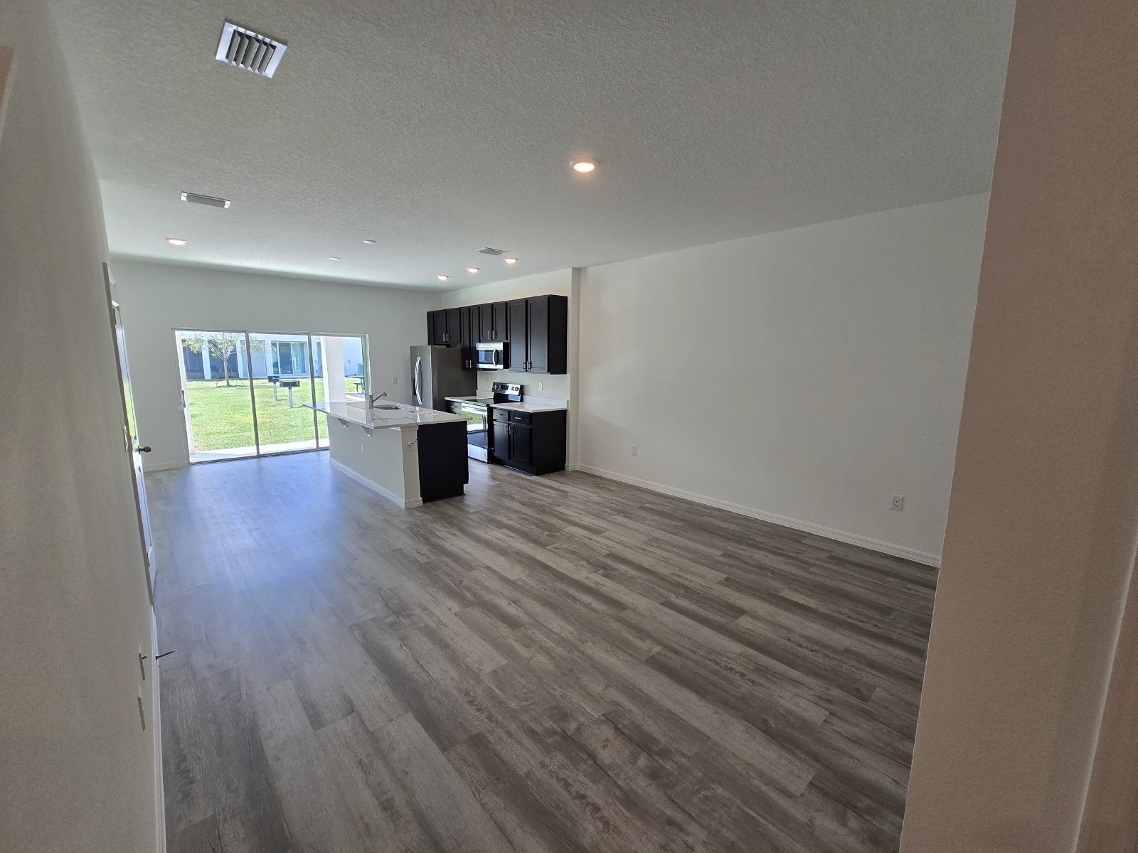 Deland - 3 Bedroom, 3 Bathroom - $1,995.00 property image