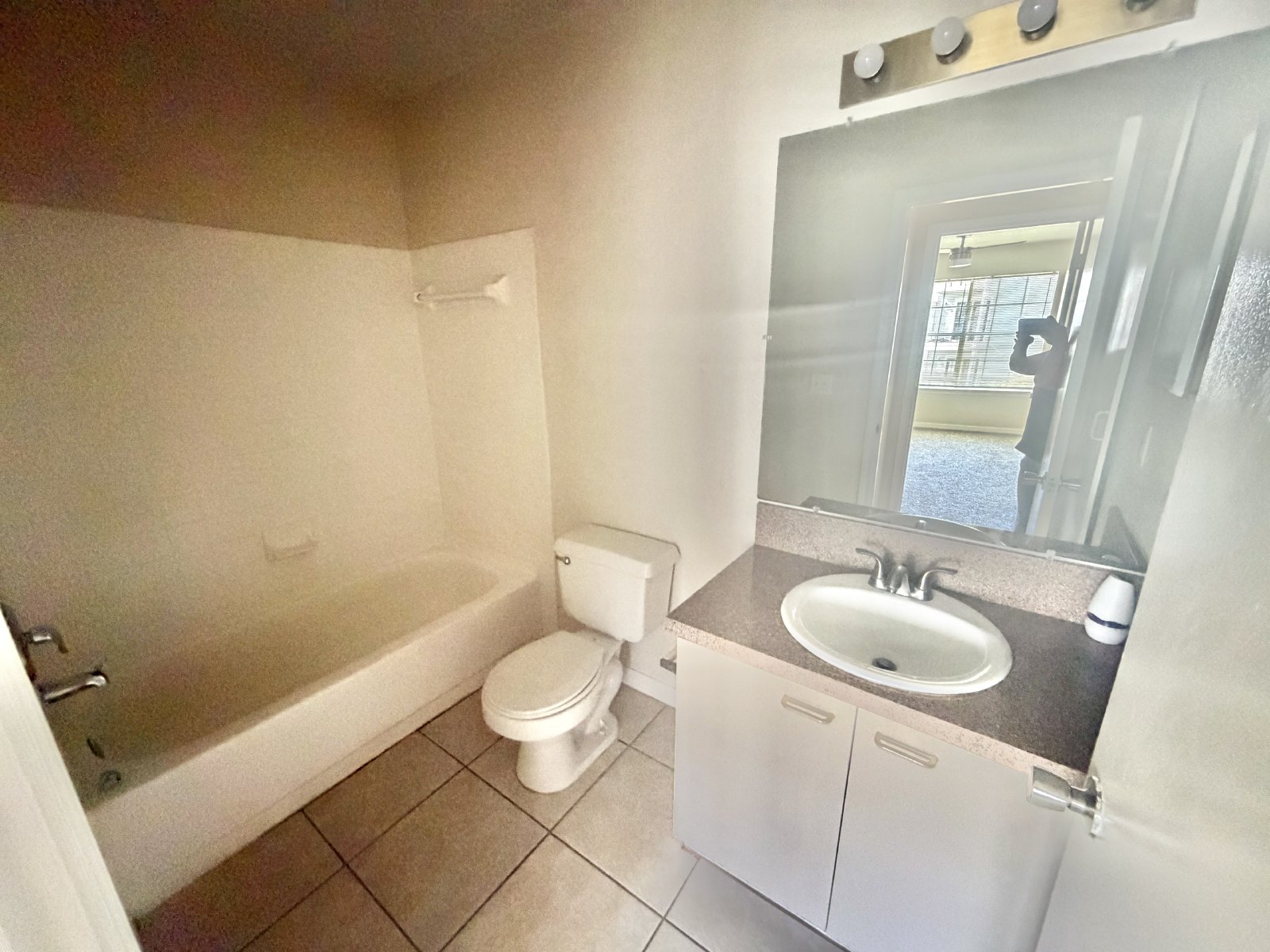 Orlando - 1 Bedroom, 1 Bathroom - $1,195.00 property image