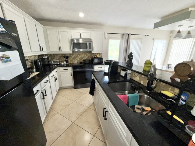 Kissimmee - 3 Bedroom, 2.5 Bathroom – $2,195.00 property image