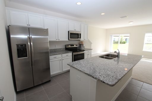 Winter Springs - 3 Bedroom, 3 Bathroom - $1,950.00 property image