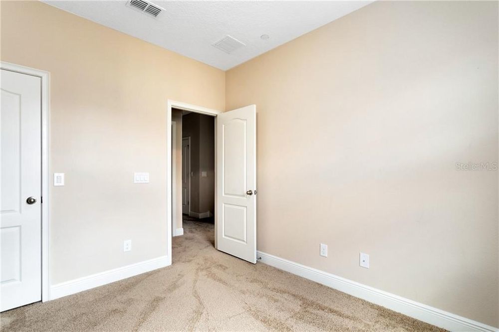 Lake Mary - 4 Bedroom, 3.5 Bathroom - $2945.00 property image