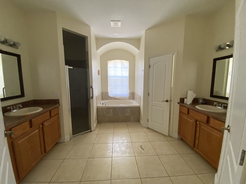 Eustis - 4 Bedroom, 2 Bathroom - $2,325.00 property image